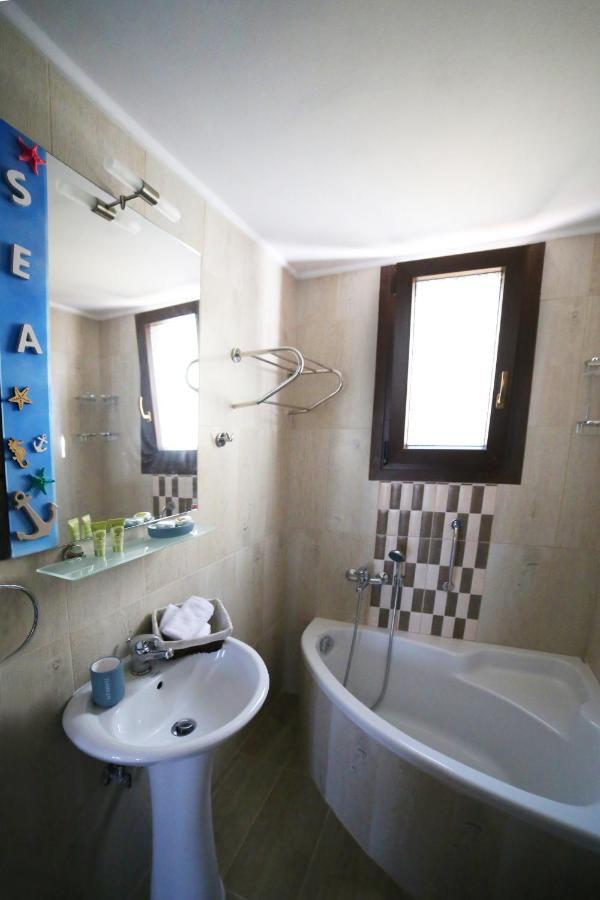 Ικαριων Γη Villa Manganitis ภายนอก รูปภาพ